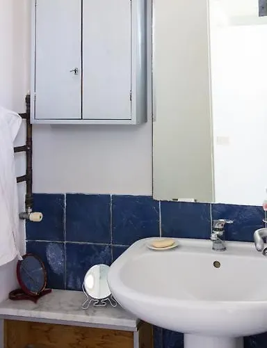 לינה וארוחת בוקר Stella 10